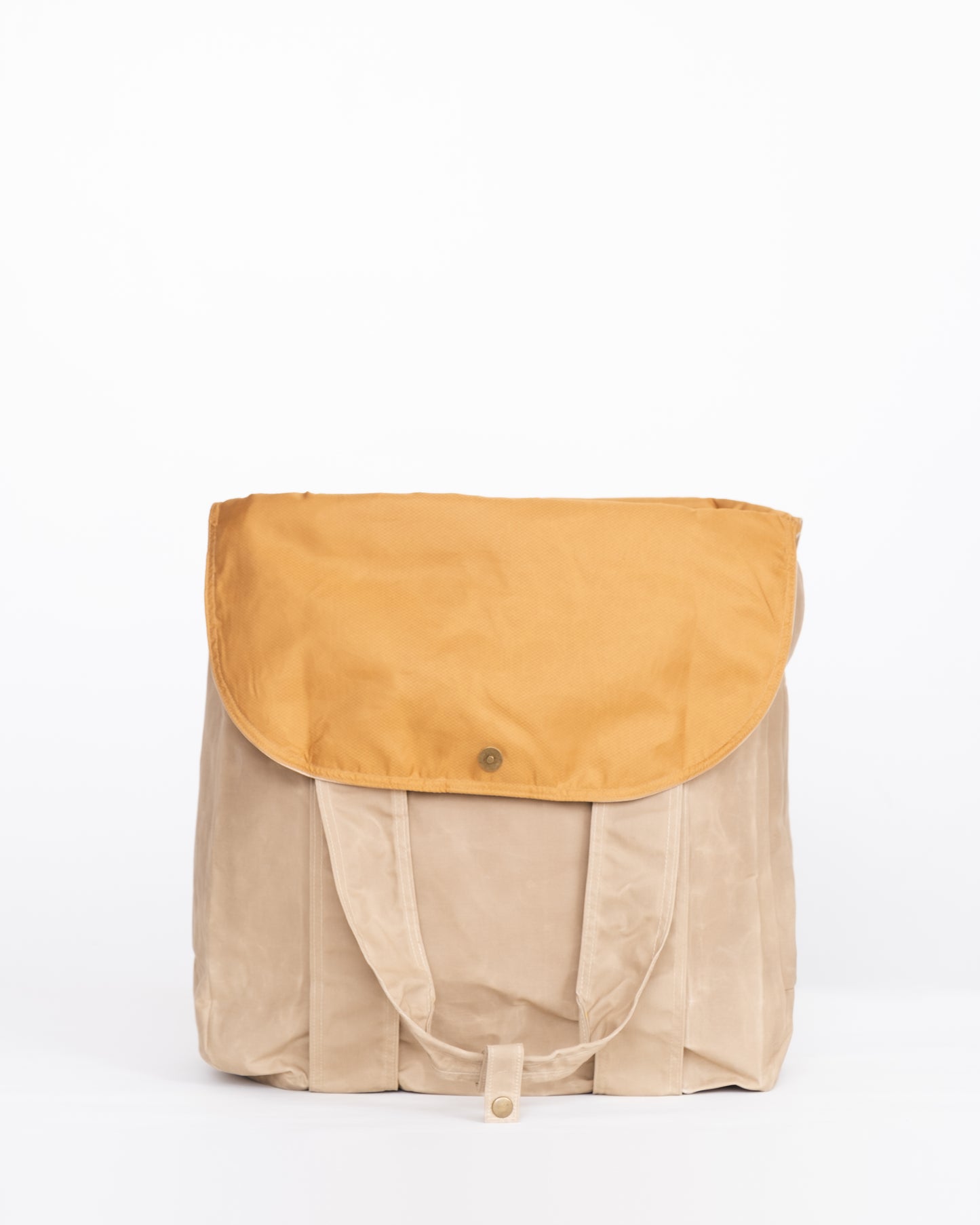 TOUR TOTE - SAND (Khaki)