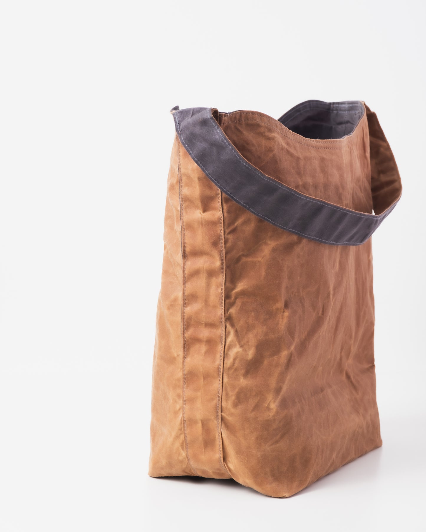 Daily Tote LARGE - ASPHALT/CEDAR (Reversible)