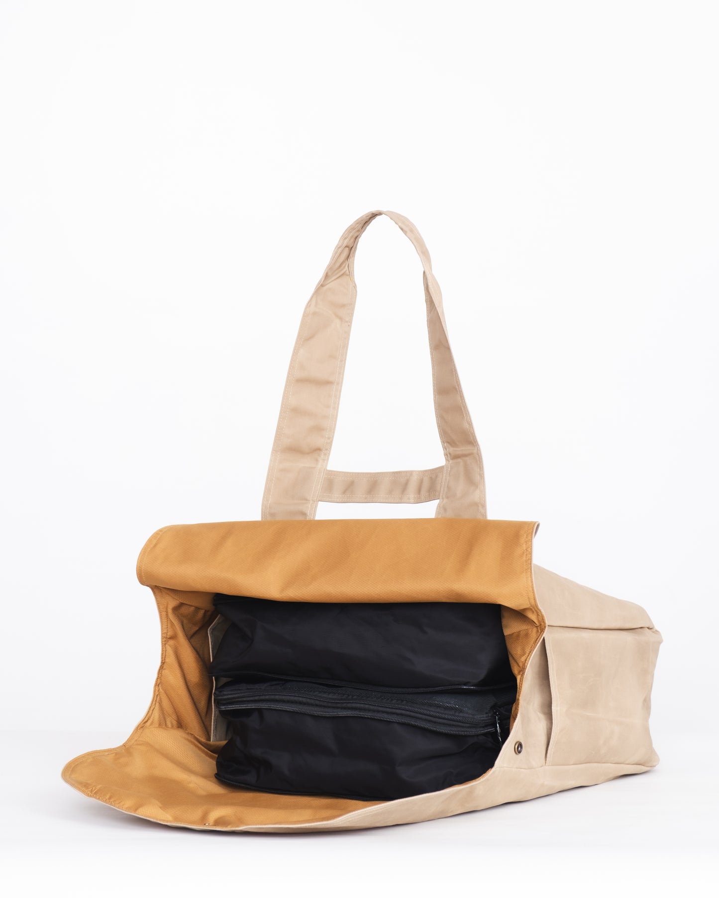 TOUR TOTE - SAND (Khaki)